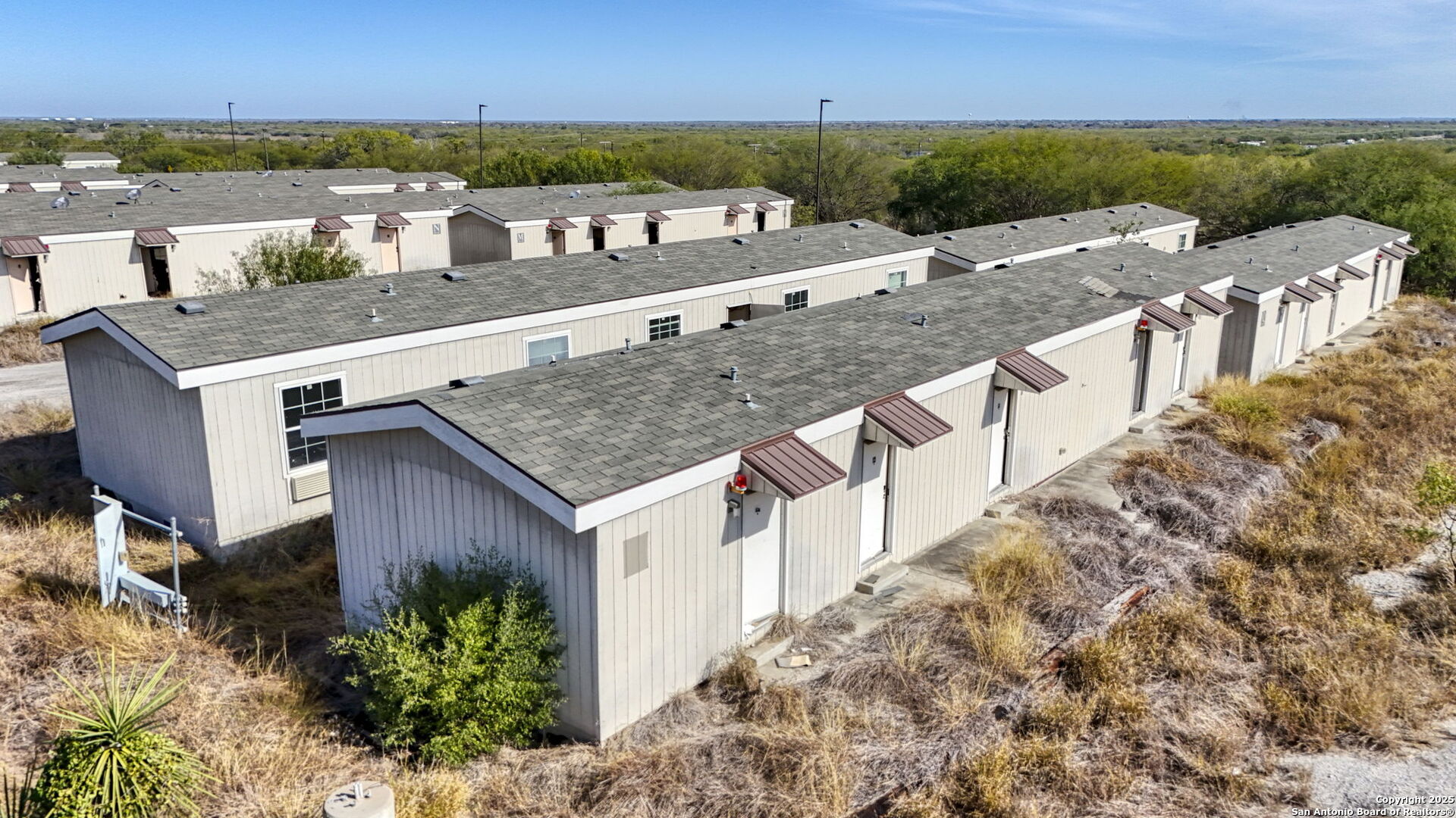 2569 Highway 72 Three Rivers TX 78071