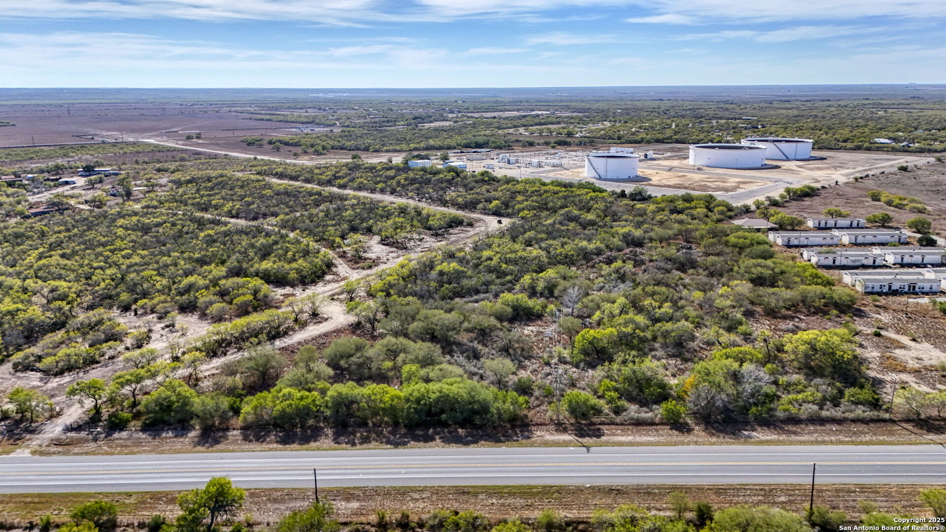 2569 Highway 72 Three Rivers TX 78071