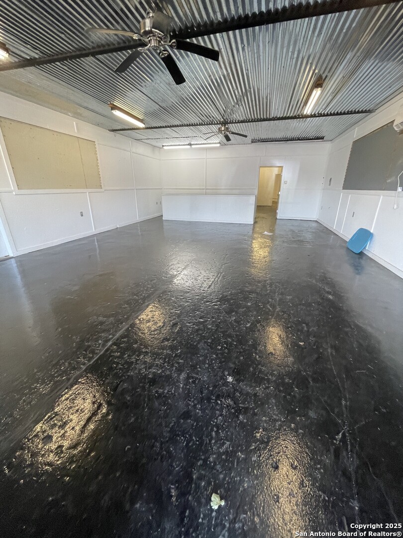 621 W Chandler Blanco TX 78606