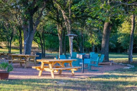 14818 E Us Highway 290 Stonewall TX 78671