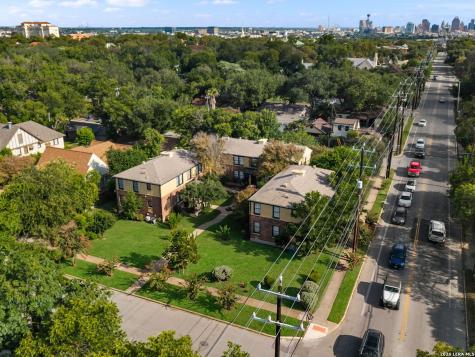 204 E Rosewood Avenue San Antonio TX 78212