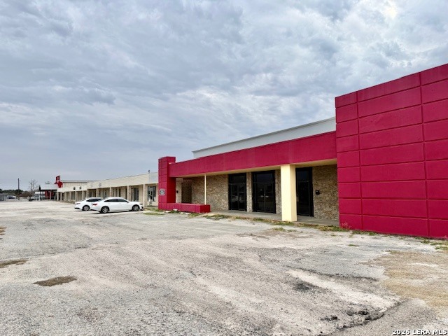 1823 Frontage Beeville TX 78102