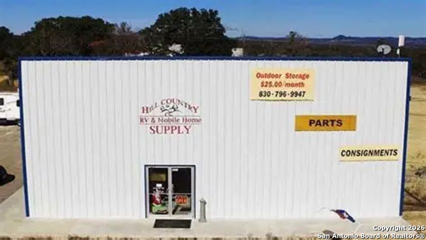 5237 State Highway 16 Bandera TX 78003