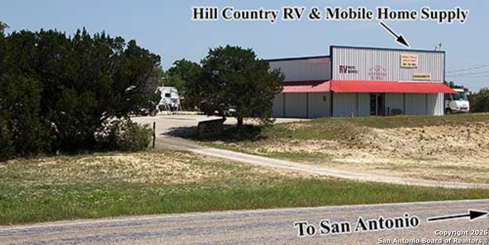 5237 State Highway 16 Bandera TX 78003