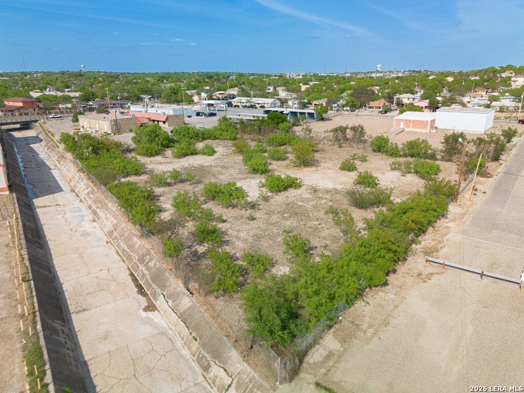 1203 Leona Eagle Pass TX 78852