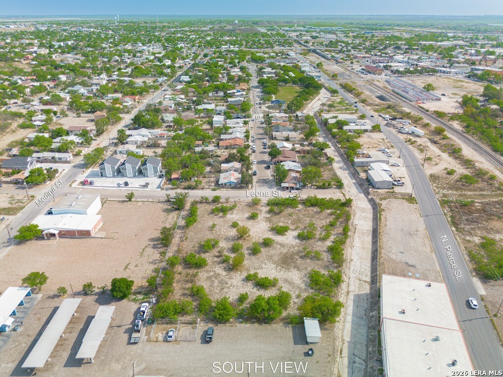 1203 Leona Eagle Pass TX 78852