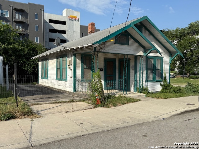 506 E Grayson San Antonio TX 78215