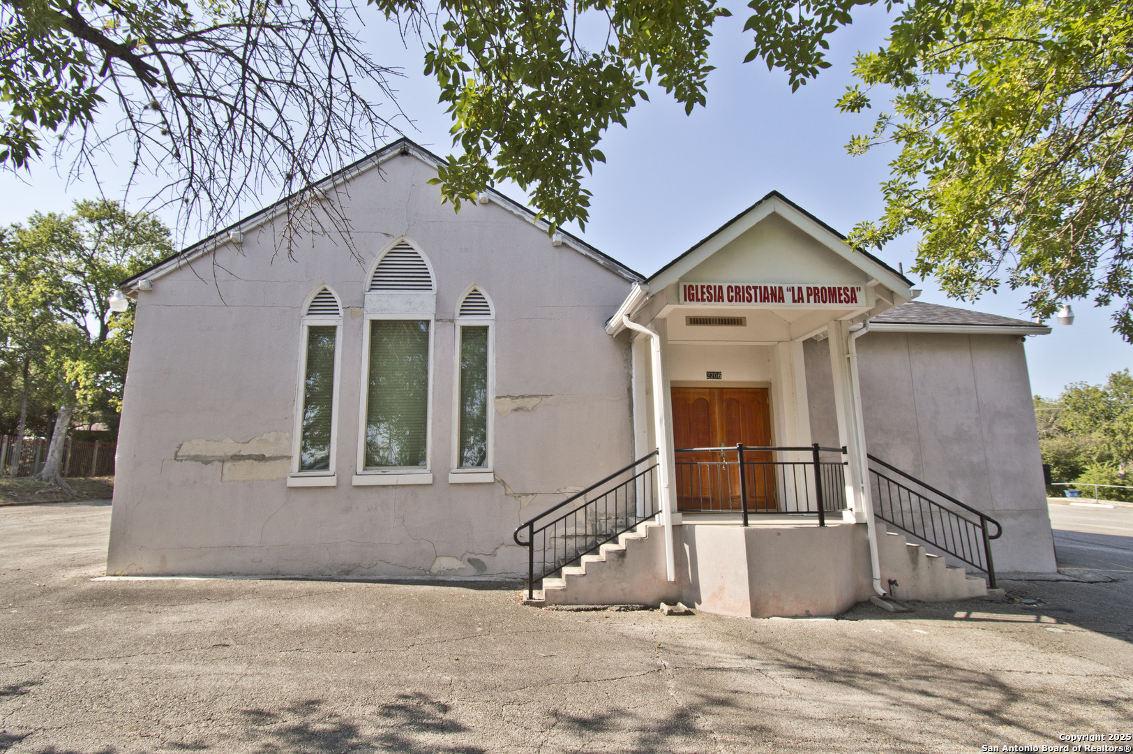 2706 E Commerce San Antonio TX 78203