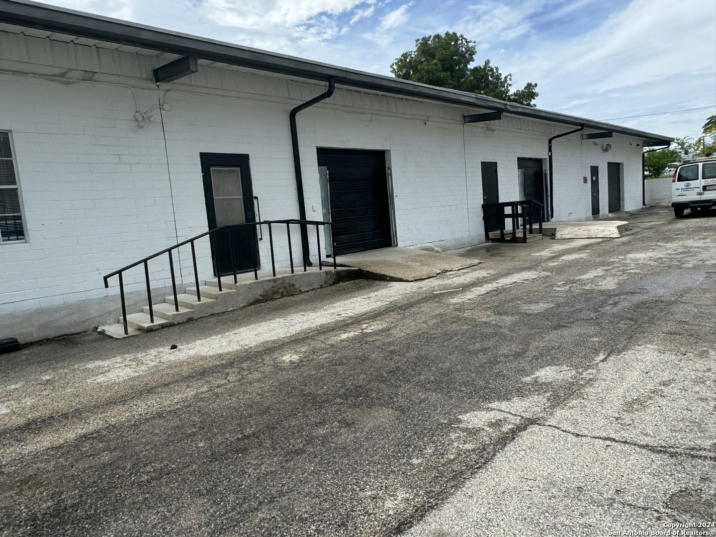 9809 Mccullough Avenue San Antonio TX 78216