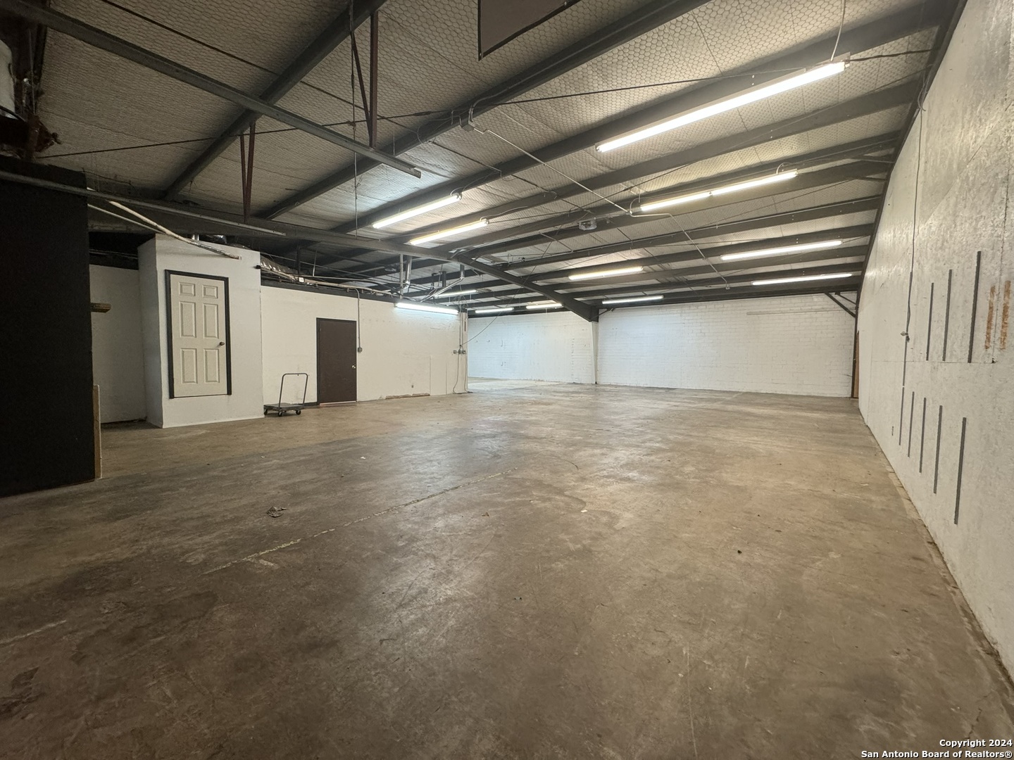 9809 Mccullough Avenue San Antonio TX 78216