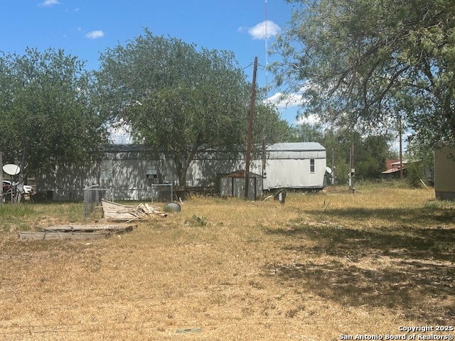 000 Walnut/willow Jourdanton TX 78026