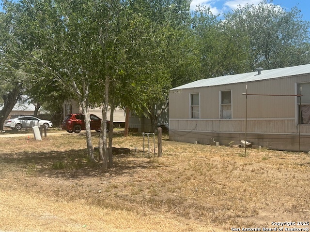 000 Walnut/willow Jourdanton TX 78026