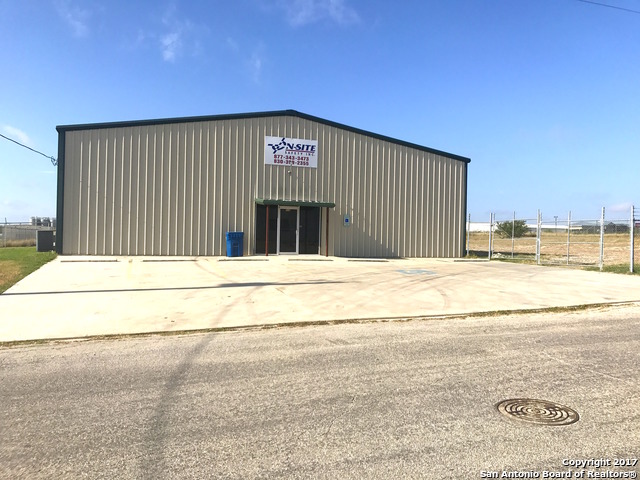 115 Wyoming Pleasanton TX 78064