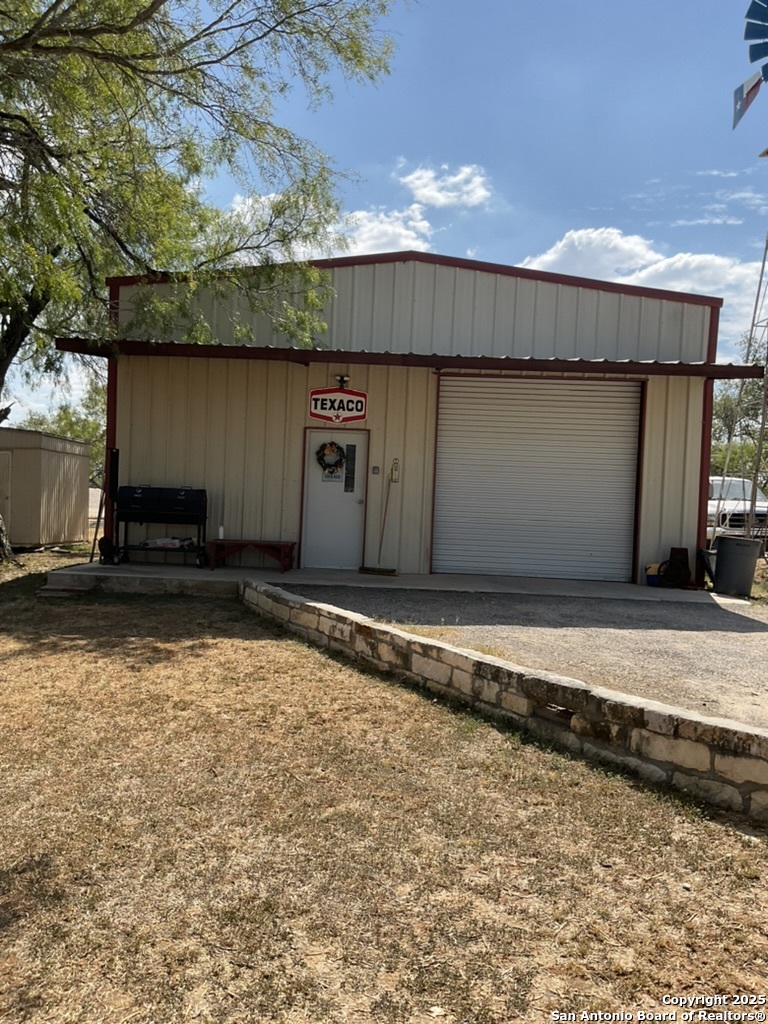 636 Fm 2790 Lytle TX 78052