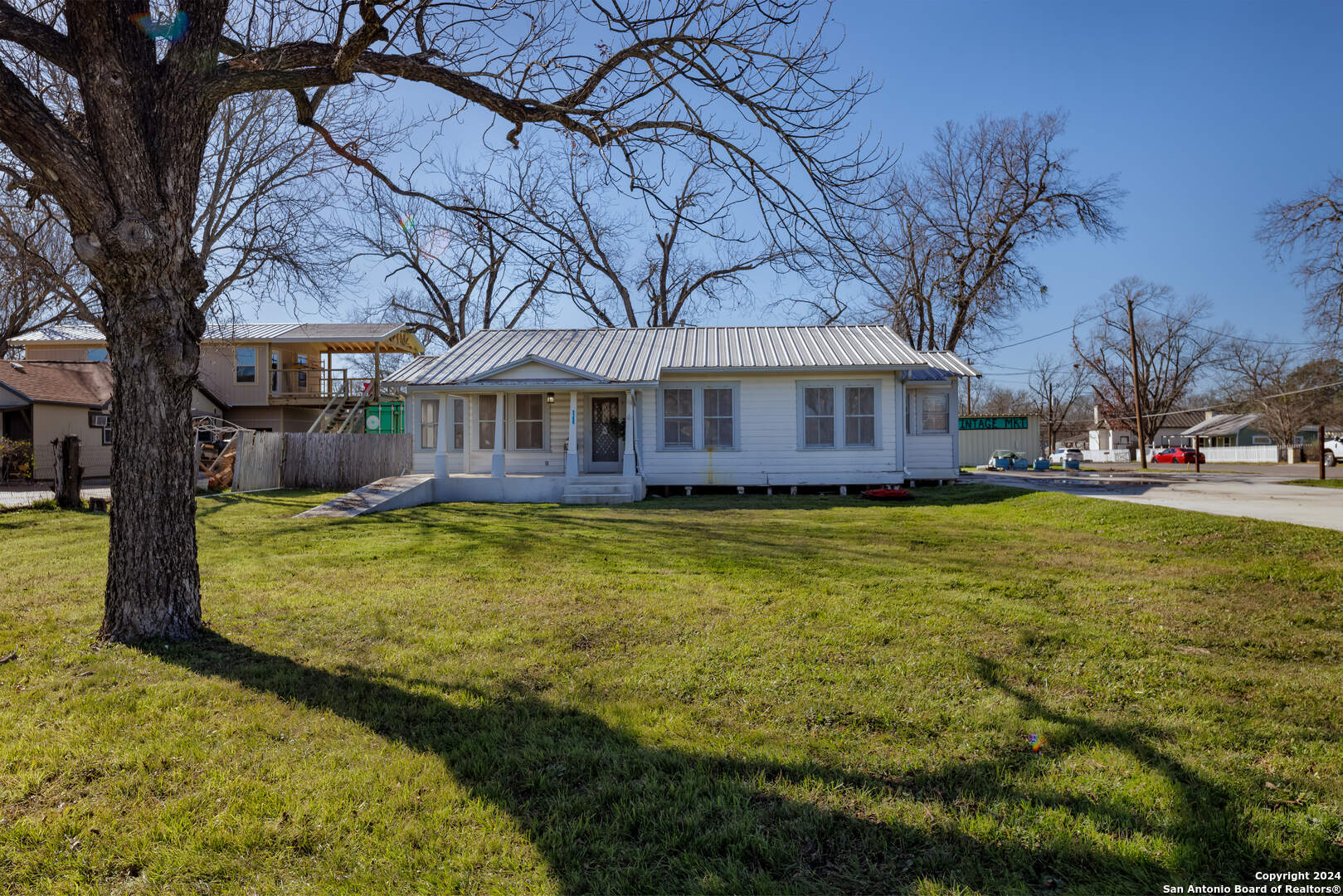 521 Sixth Street Comfort TX 78013