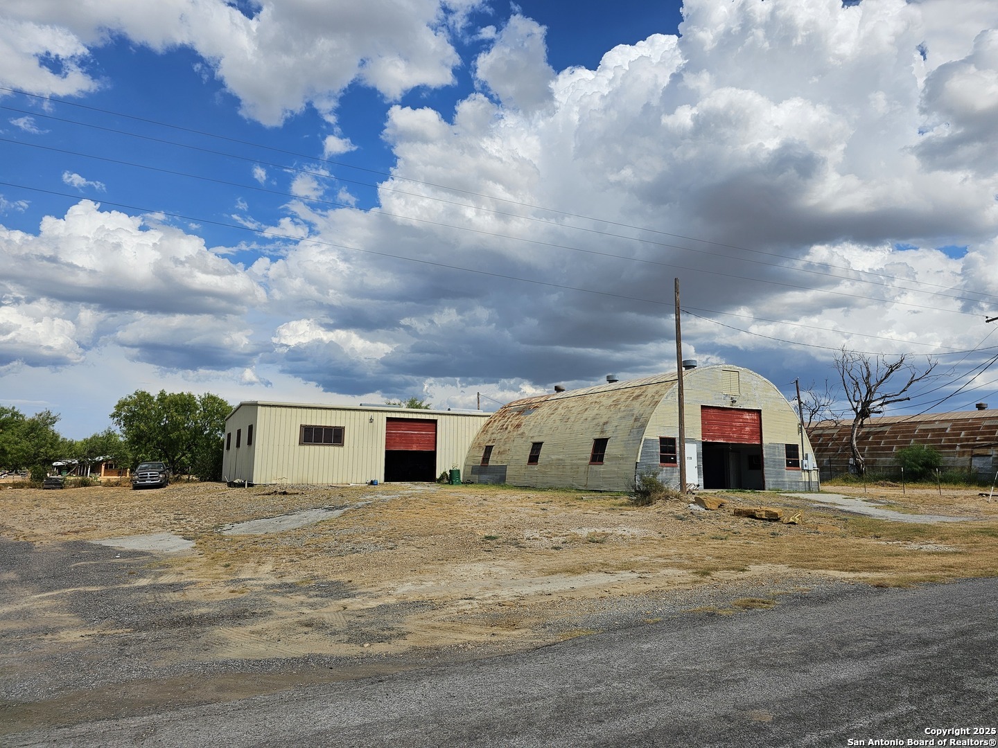 2720 Old Uvalde Road Crystal City TX 78839