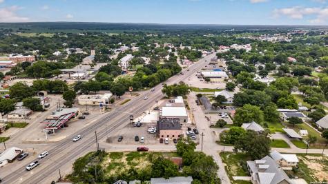 806 Us Highway 90 W Castroville TX 78009