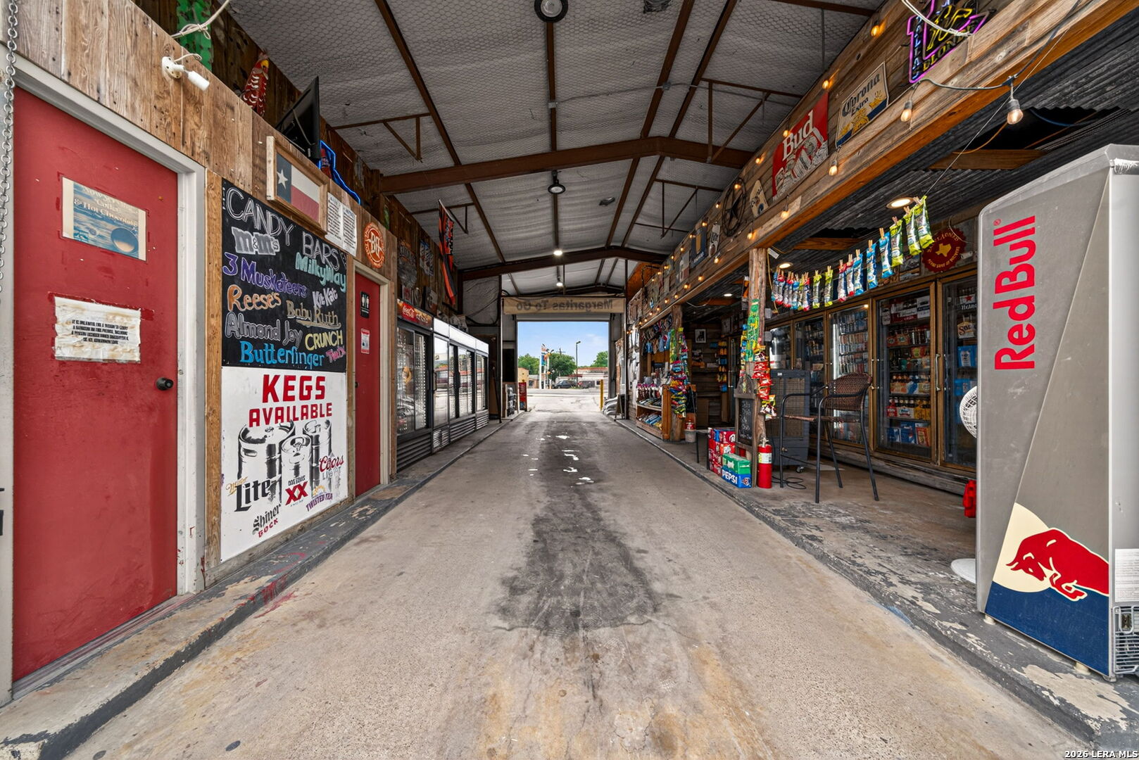 806 Us Highway 90 W Castroville TX 78009