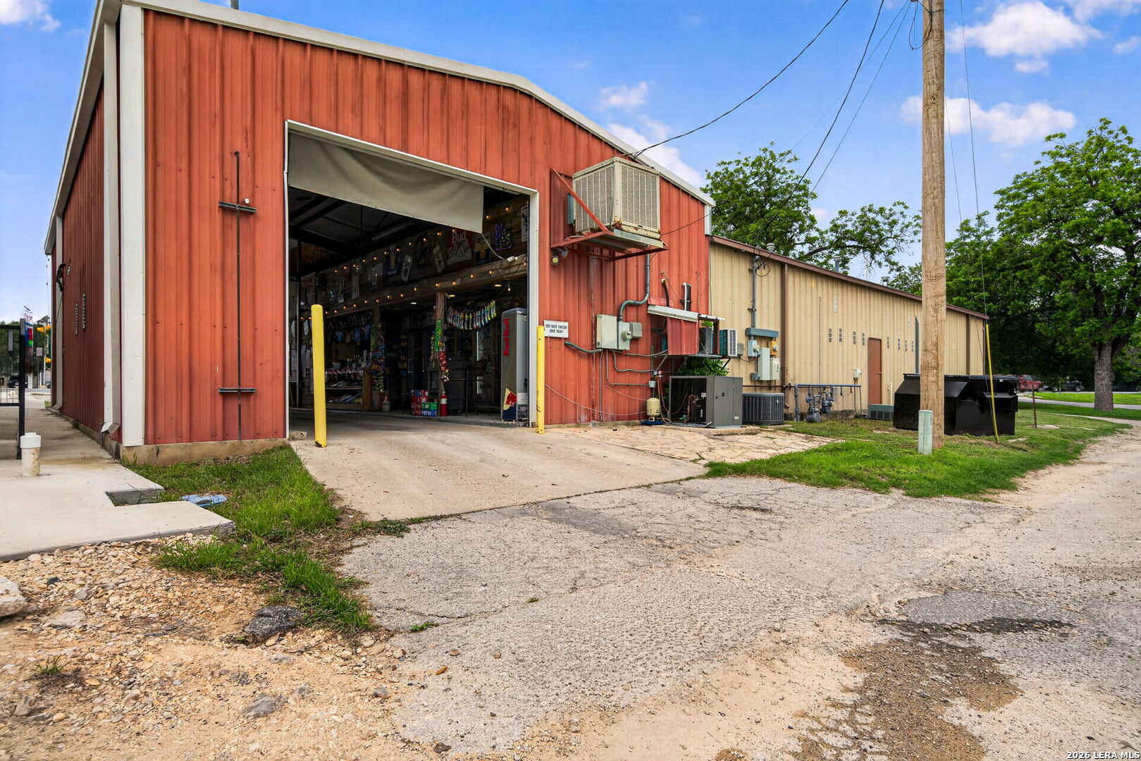 806 Us Highway 90 W Castroville TX 78009