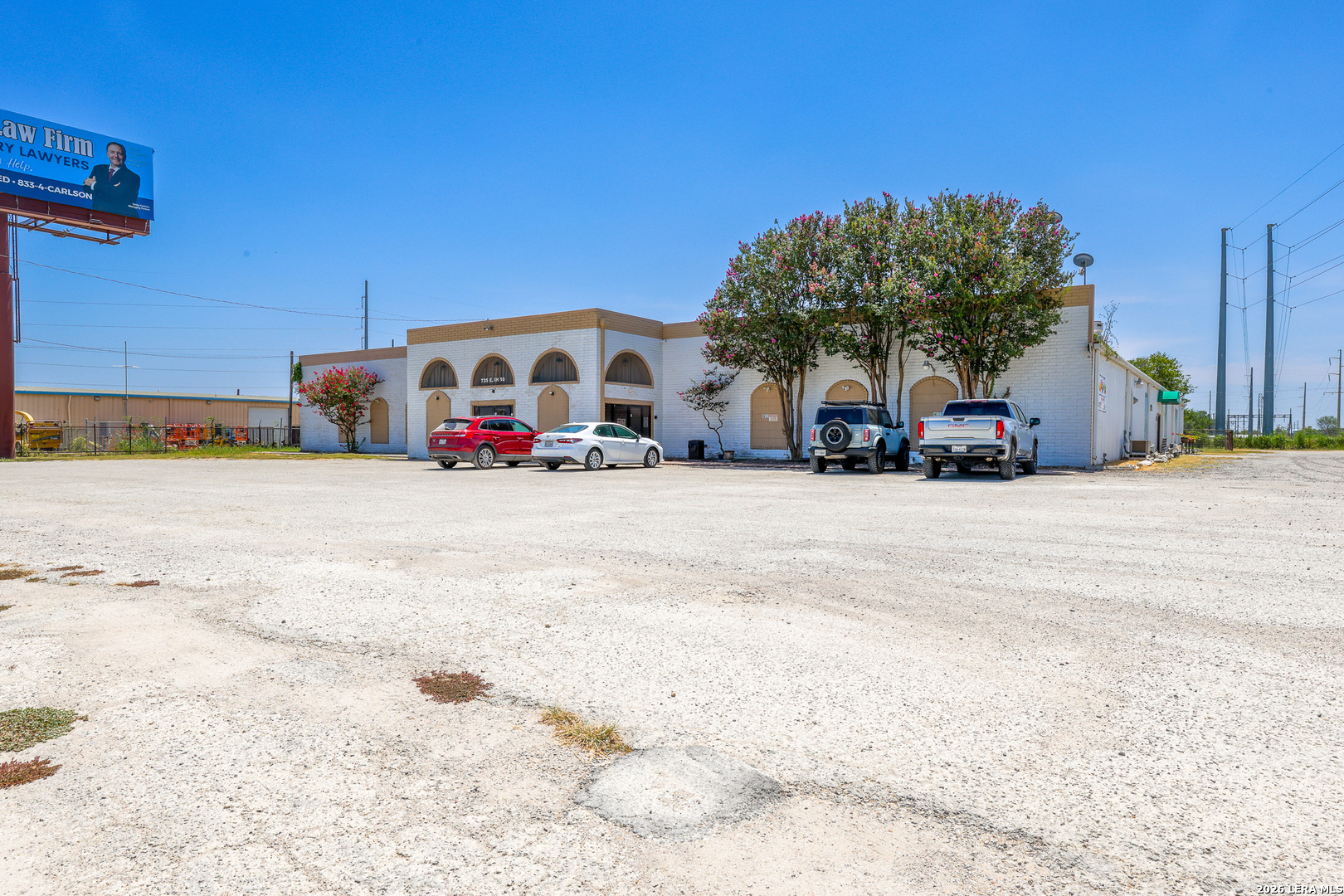 735 E Ih 10 Seguin TX 78155