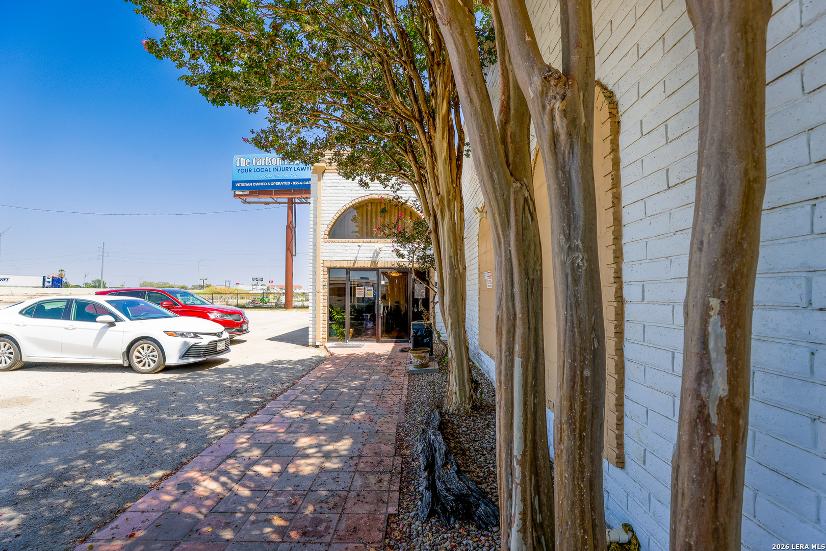 735 E Ih 10 Seguin TX 78155