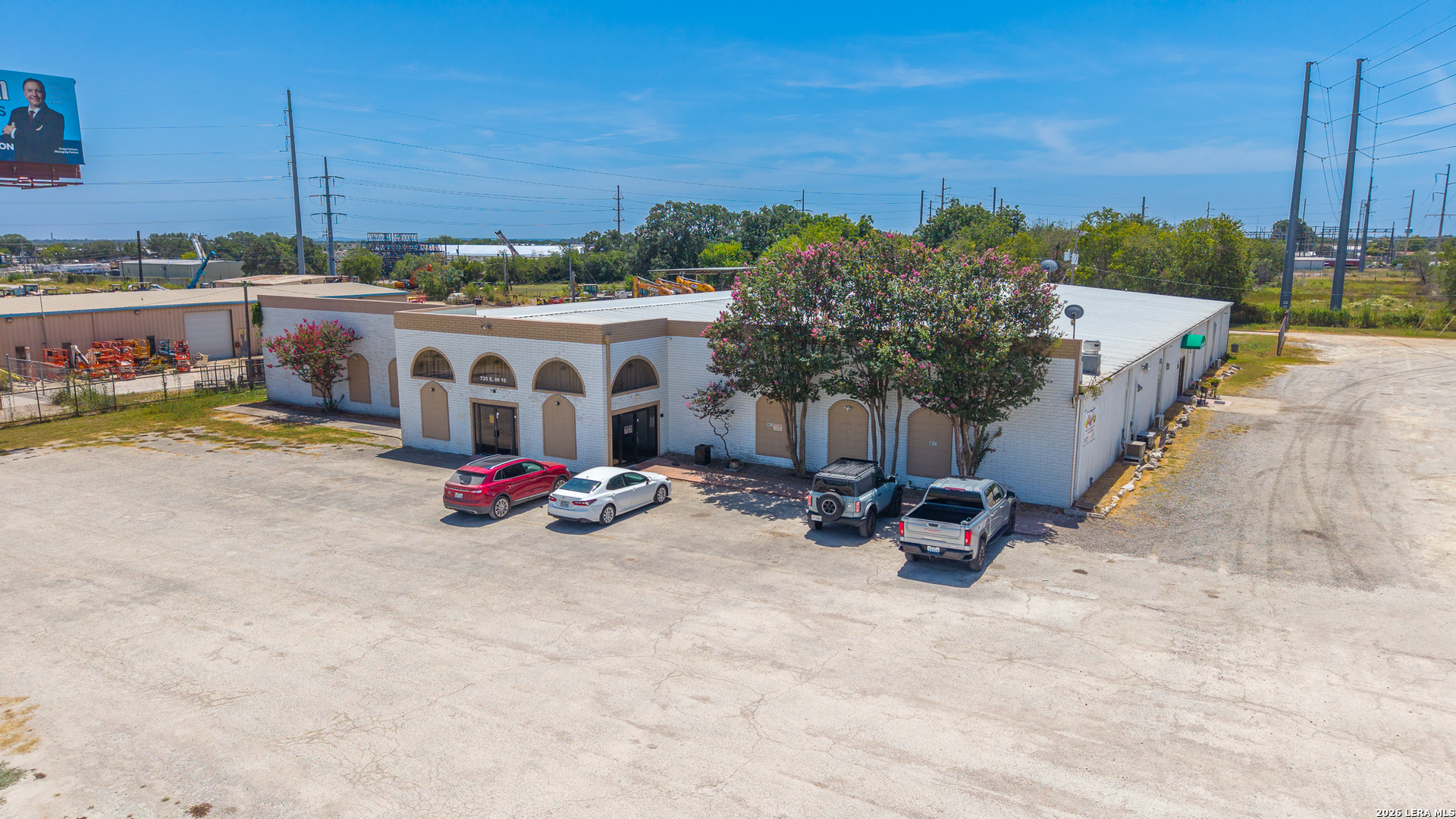 735 E Ih 10 Seguin TX 78155