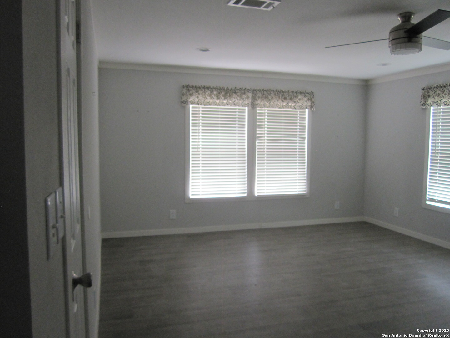 4869 S Streethwy 16 Bandera TX 78003