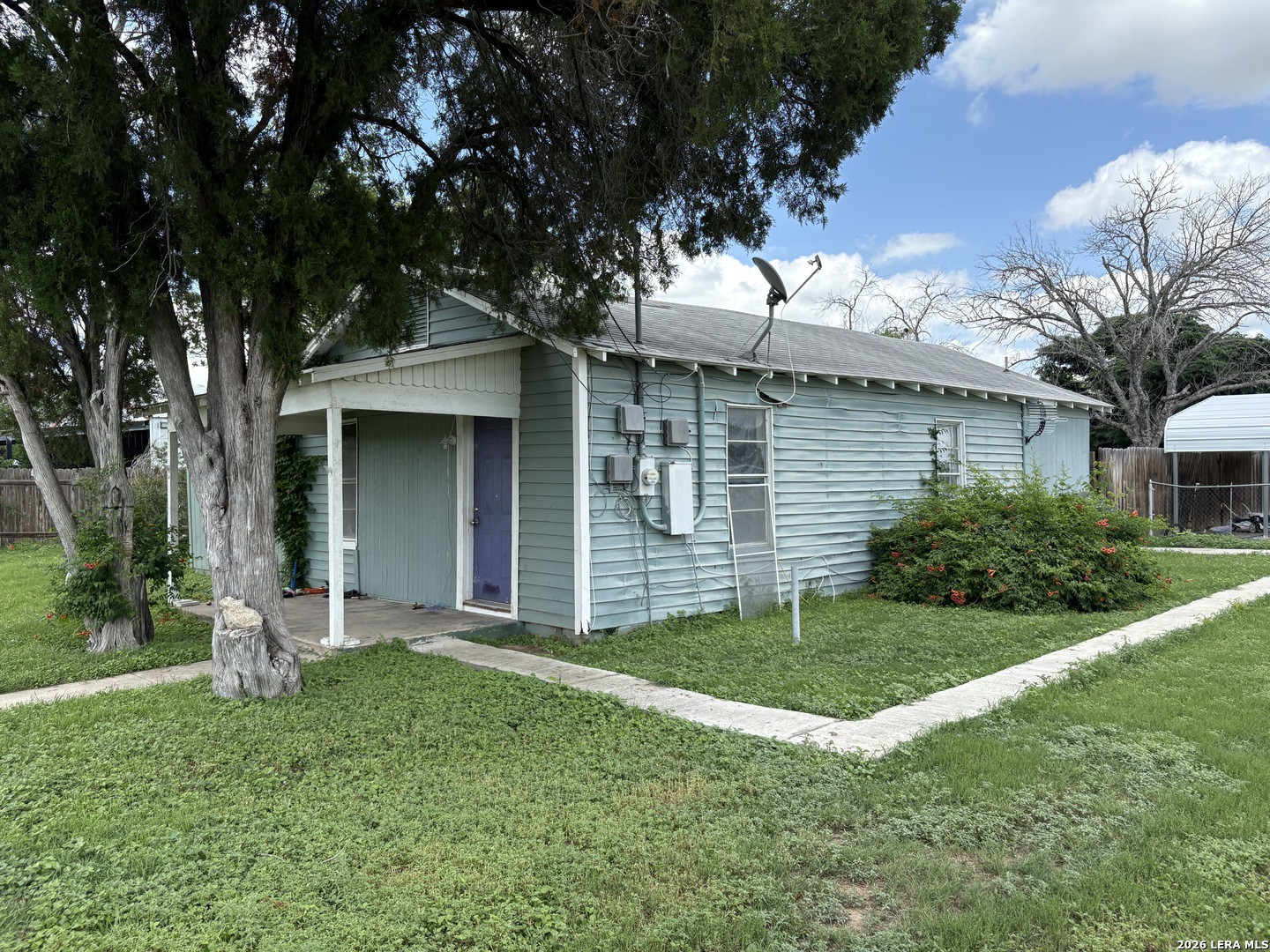 2364 Highway 132 Natalia TX 78059