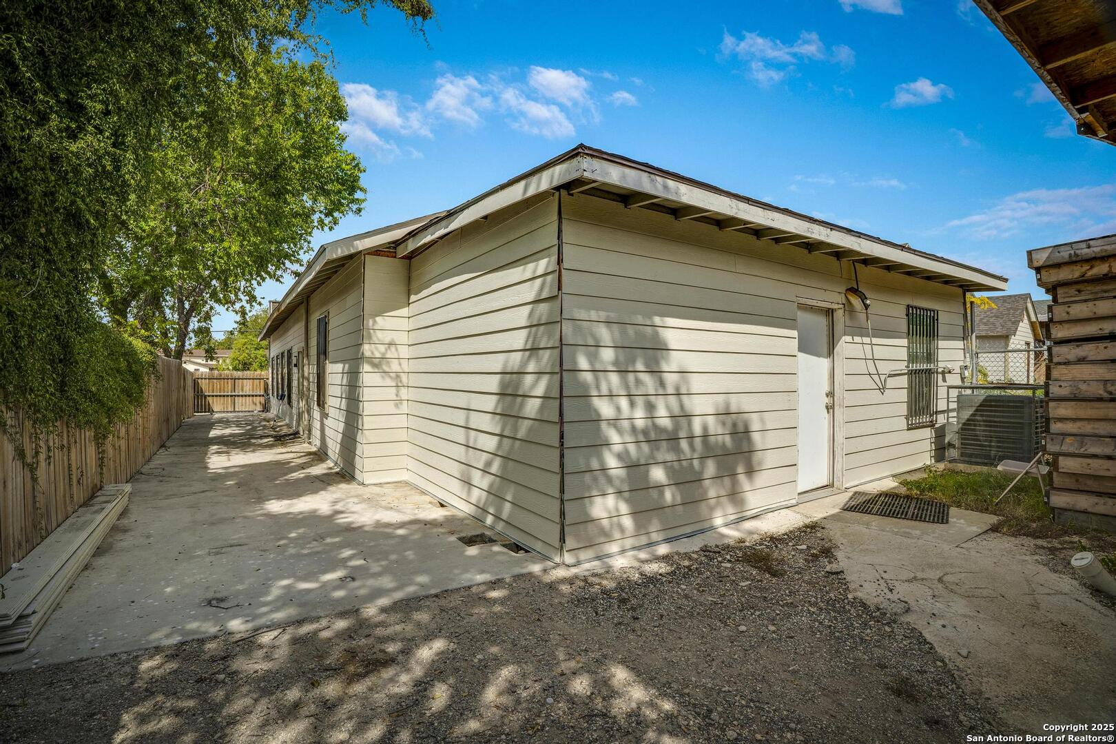 104 Porter Street San Antonio TX 78210