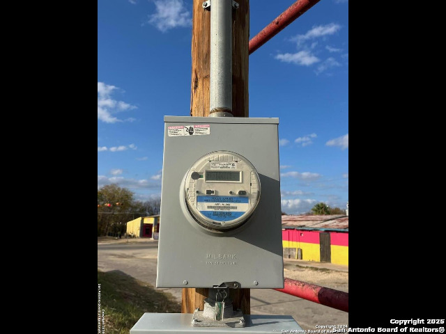 1774 Highway 132 Natalia TX 78059