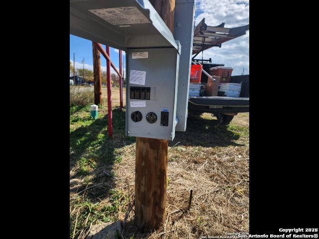 1774 Highway 132 Natalia TX 78059