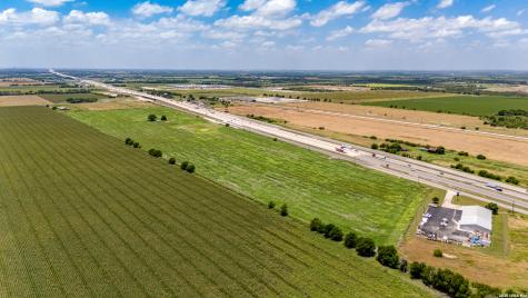 10221 E Interstate 10 Marion TX 78124