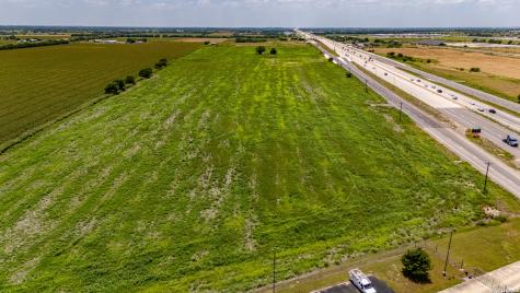 10221 E Interstate 10 Marion TX 78124