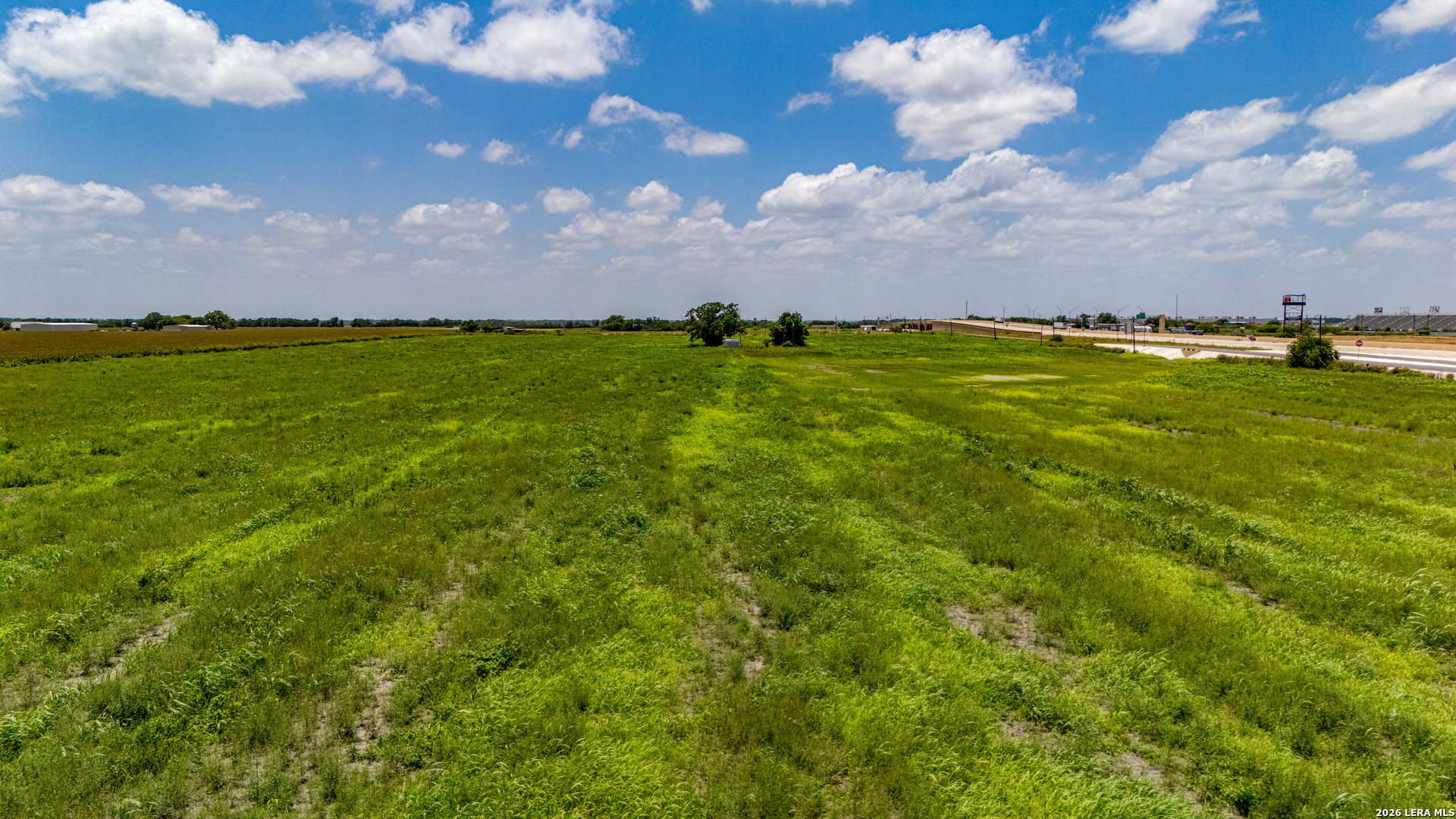 10221 E Interstate 10 Marion TX 78124