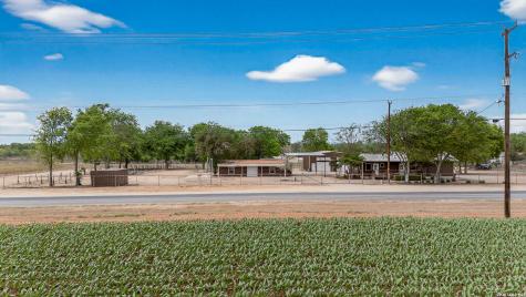 13019 Fm 2790 Lacoste TX 78039