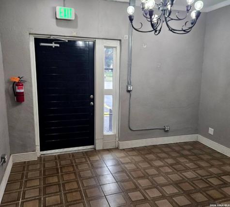 812 Cincinnati San Antonio TX 78201