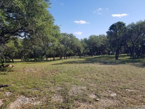 9200 Park Road 37 Lakehills TX 78063