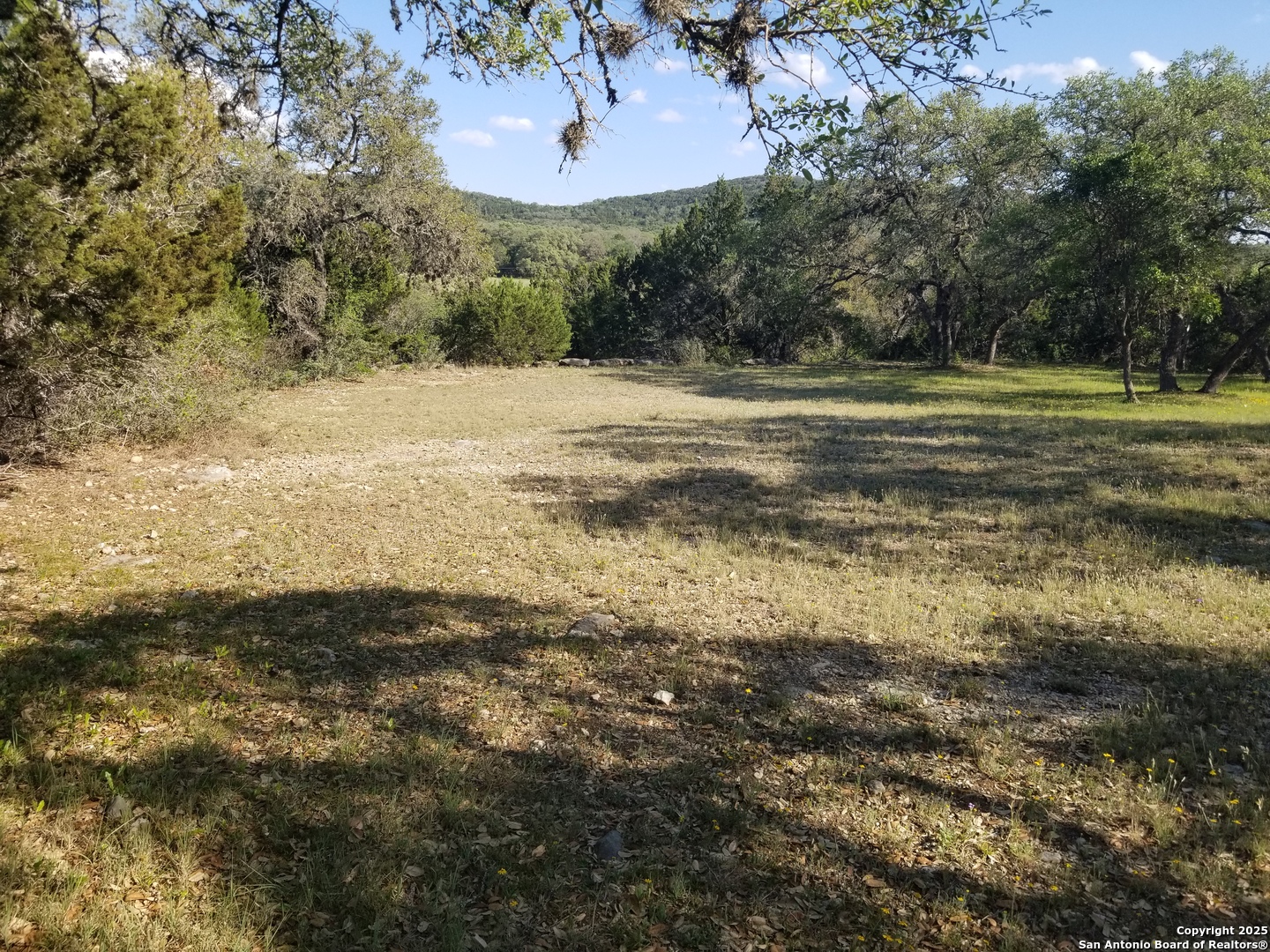 9200 Park Road 37 Lakehills TX 78063