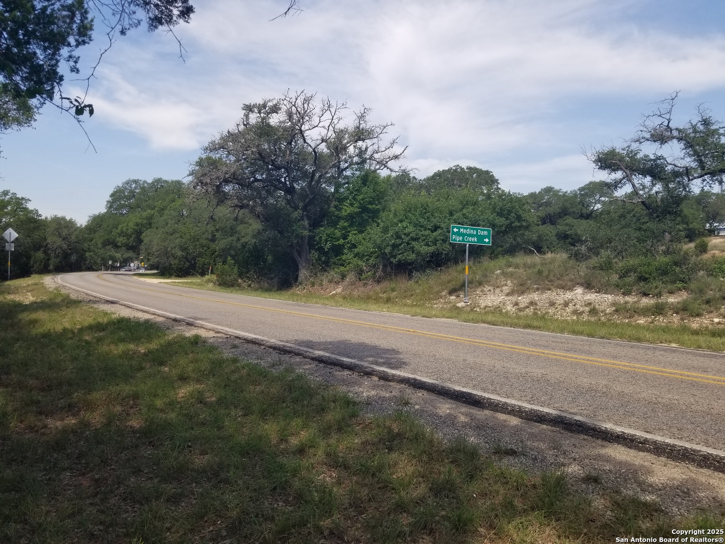 9200 Park Road 37 Lakehills TX 78063