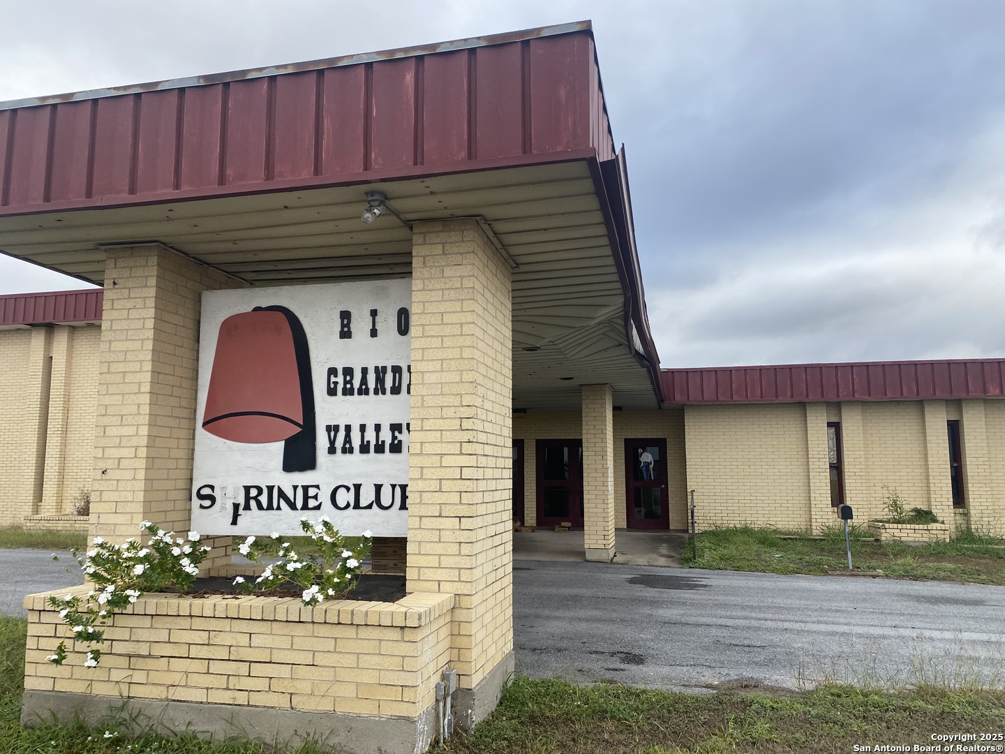 13415 E Expressway 83 La Feria TX 78559