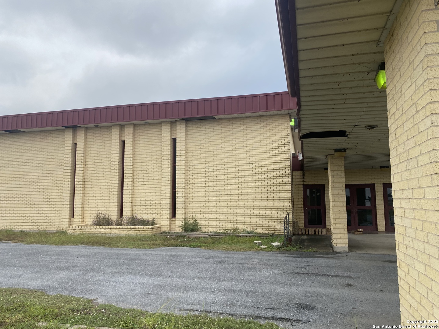 13415 E Expressway 83 La Feria TX 78559