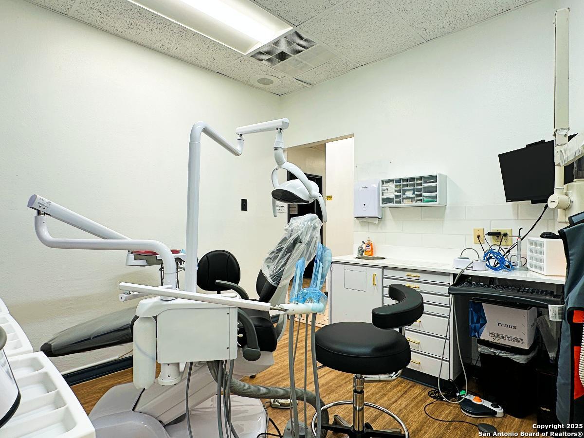 8237 Fredericksburg Road San Antonio TX 78229