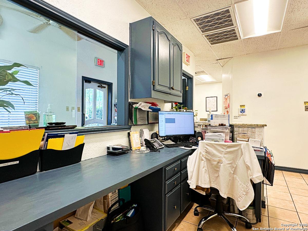 8237 Fredericksburg Road San Antonio TX 78229