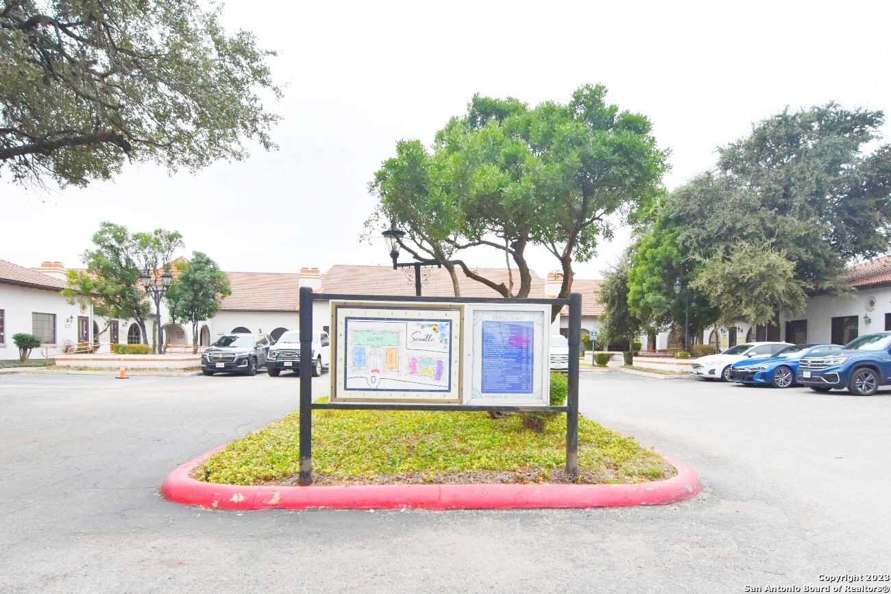 8237 Fredericksburg Road San Antonio TX 78229