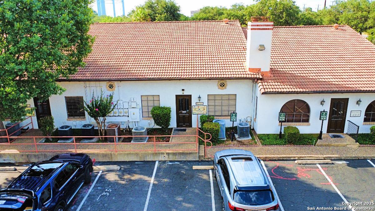 8237 Fredericksburg Road San Antonio TX 78229