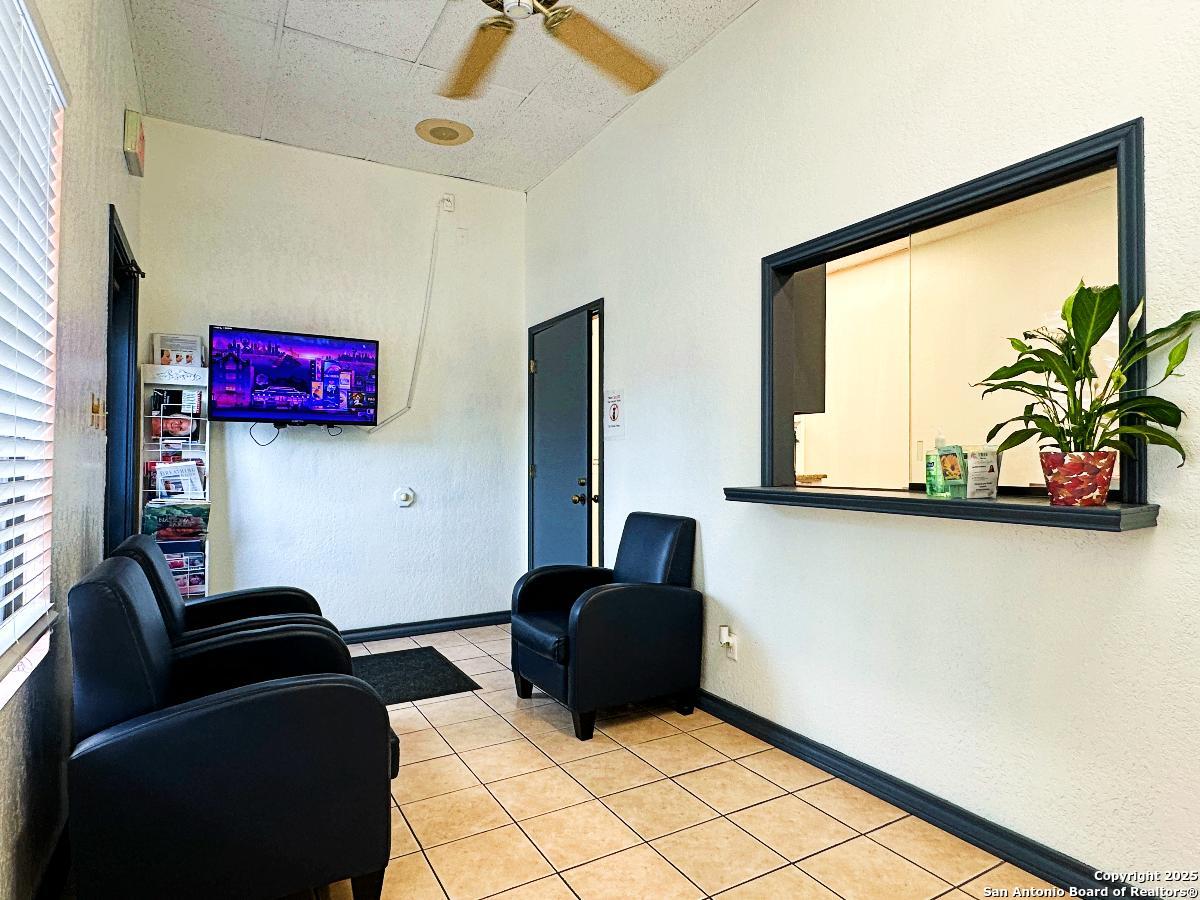 8237 Fredericksburg Road San Antonio TX 78229