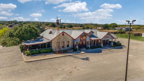 11985 W Us Highway 87 La Vernia TX 78121