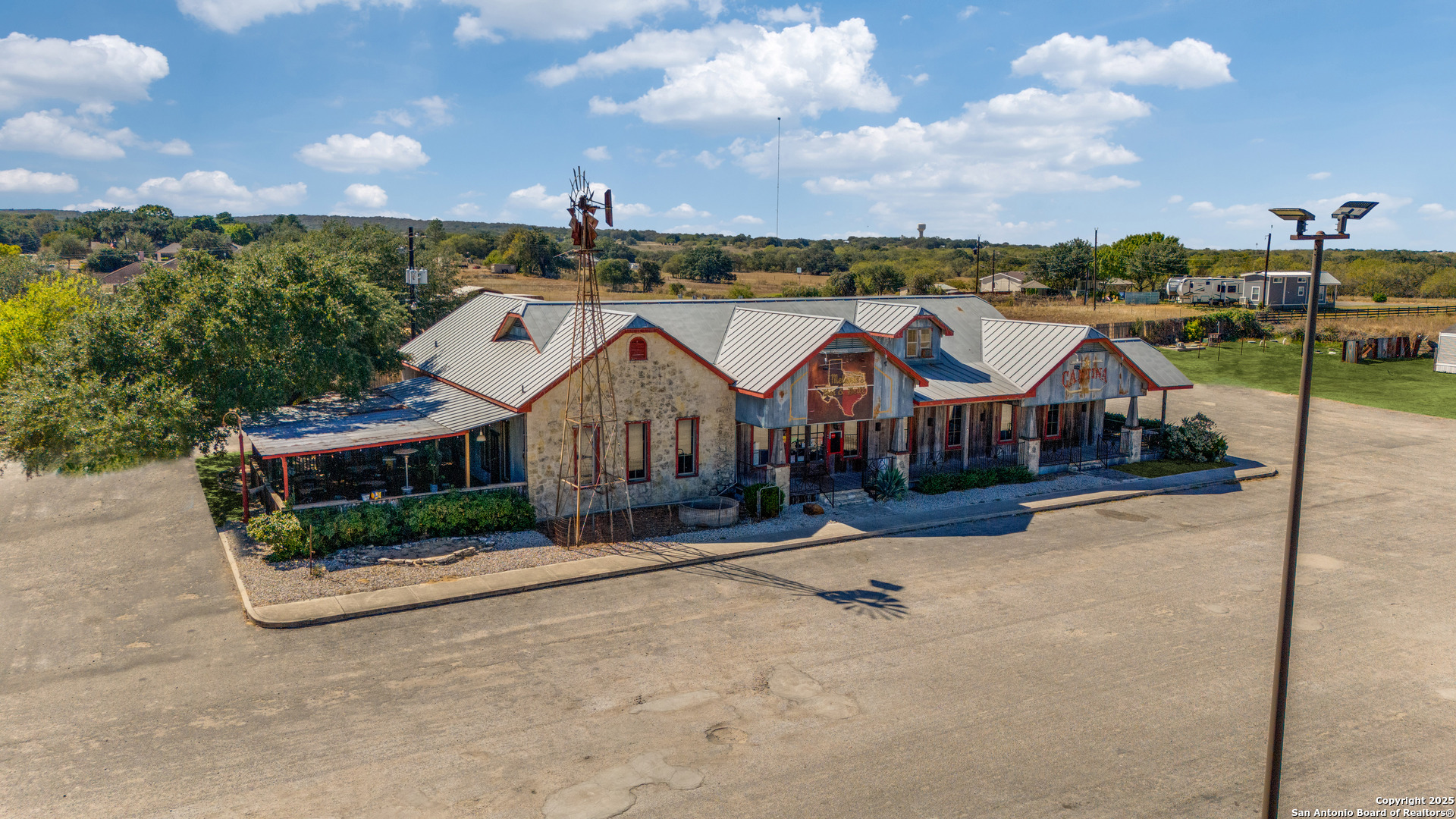 11985 W Us Highway 87 La Vernia TX 78121