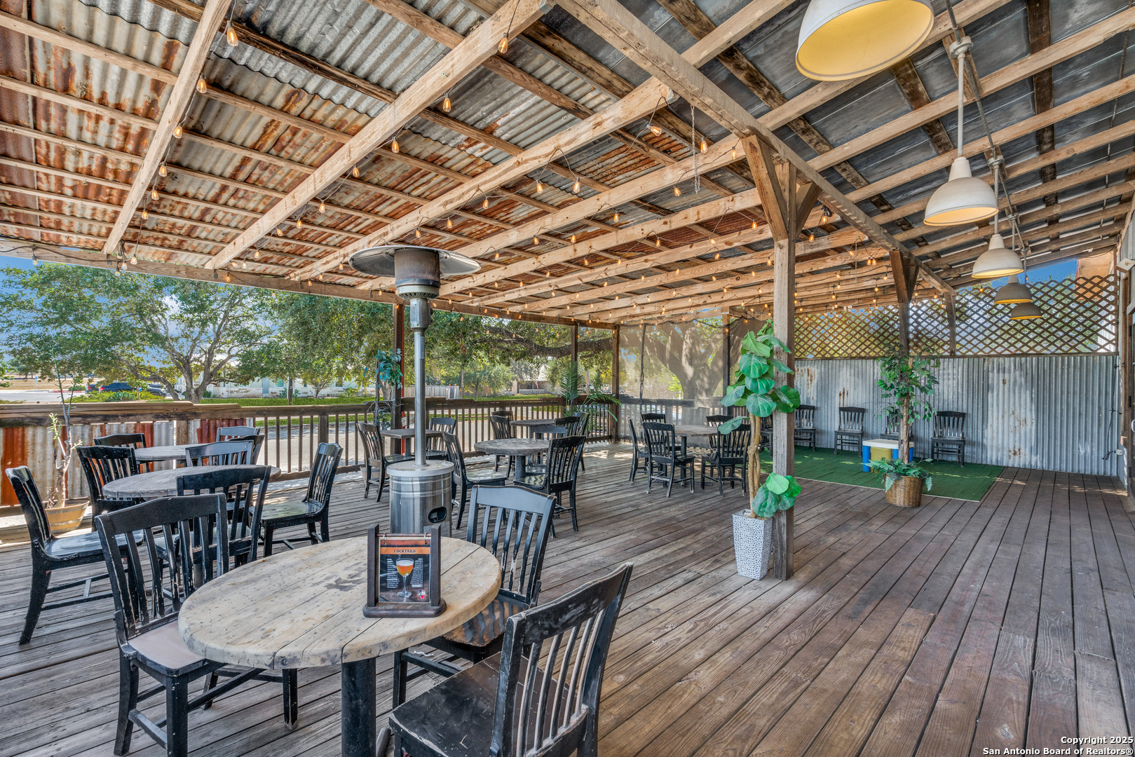 11985 W Us Highway 87 La Vernia TX 78121