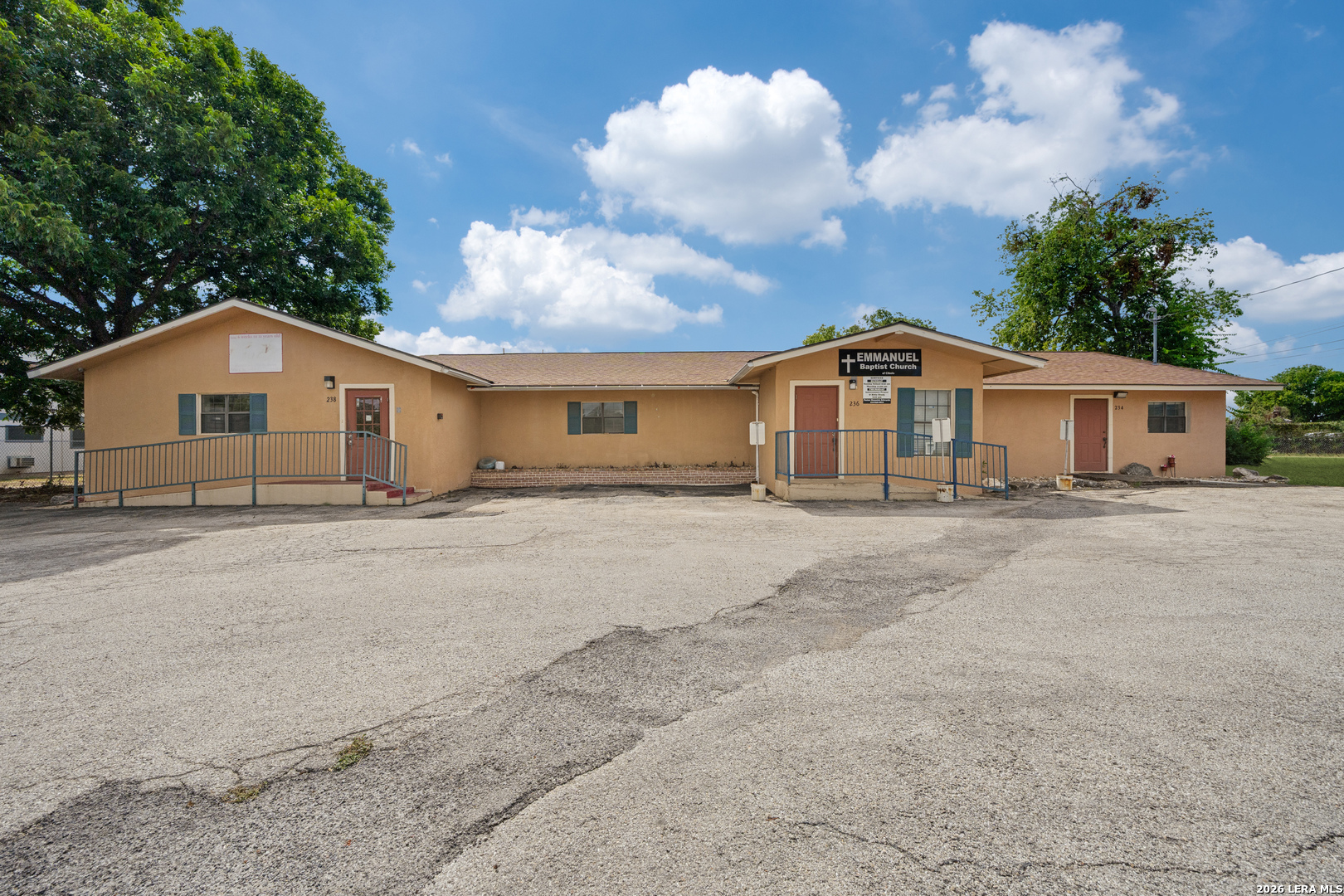 234 E Aviation Boulevard Universal City TX 78148